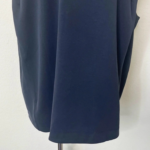 Athleta Seasoft Tank Top in Black‎ - Picture 10 of 15